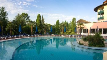 Outdoorpool Lotus Hotel Bad Heviz